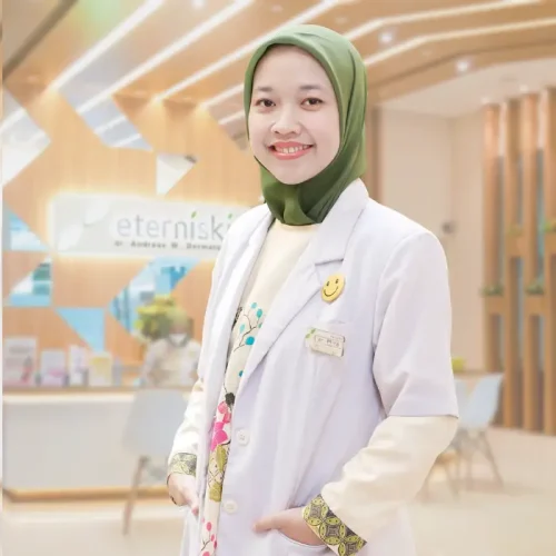 dr. Mira Azhar Fauziah Wardani