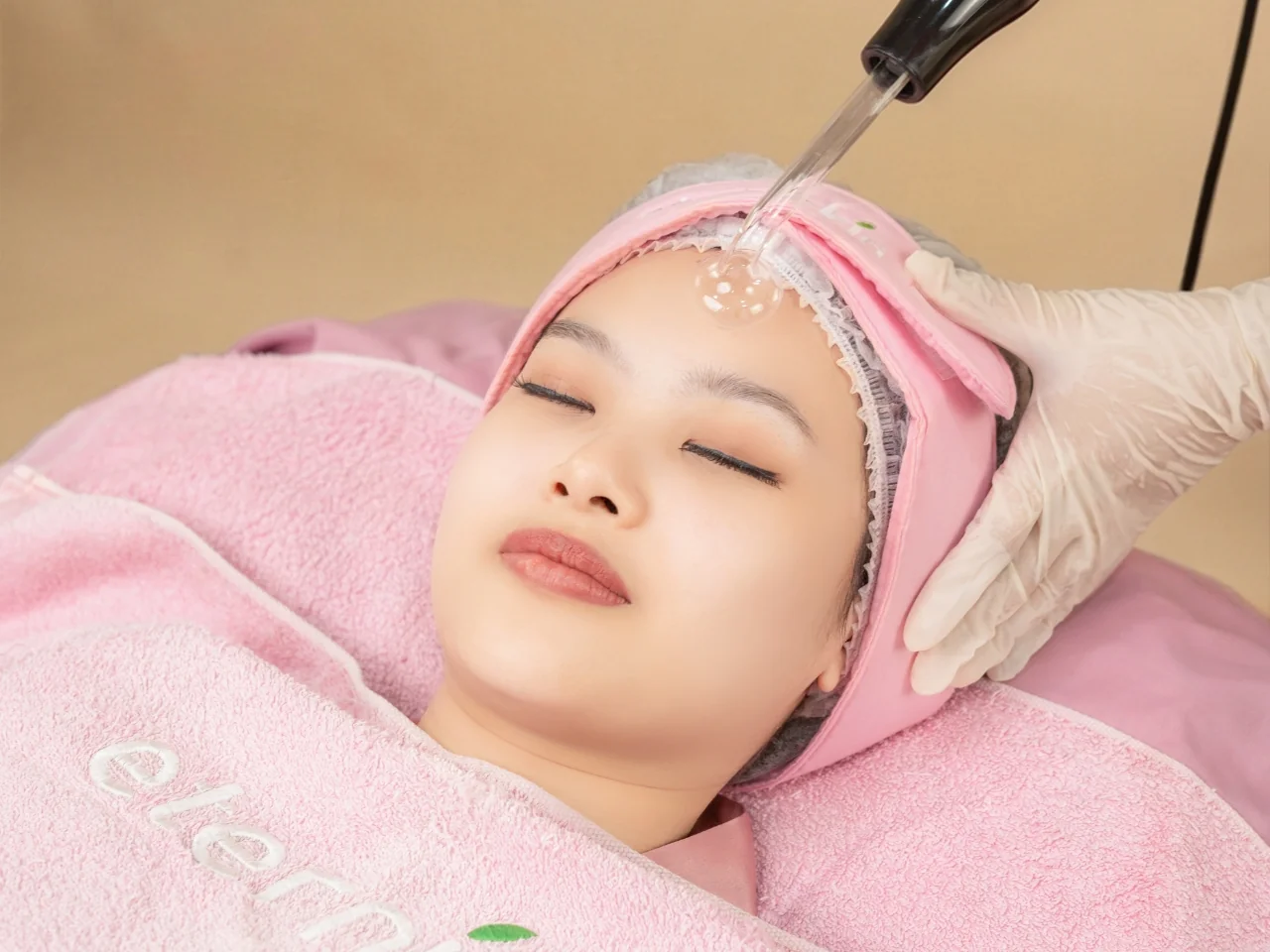 eterniskin-facial-eterni-plus