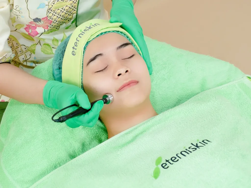 eterniskin-facial-eterni-vit-c