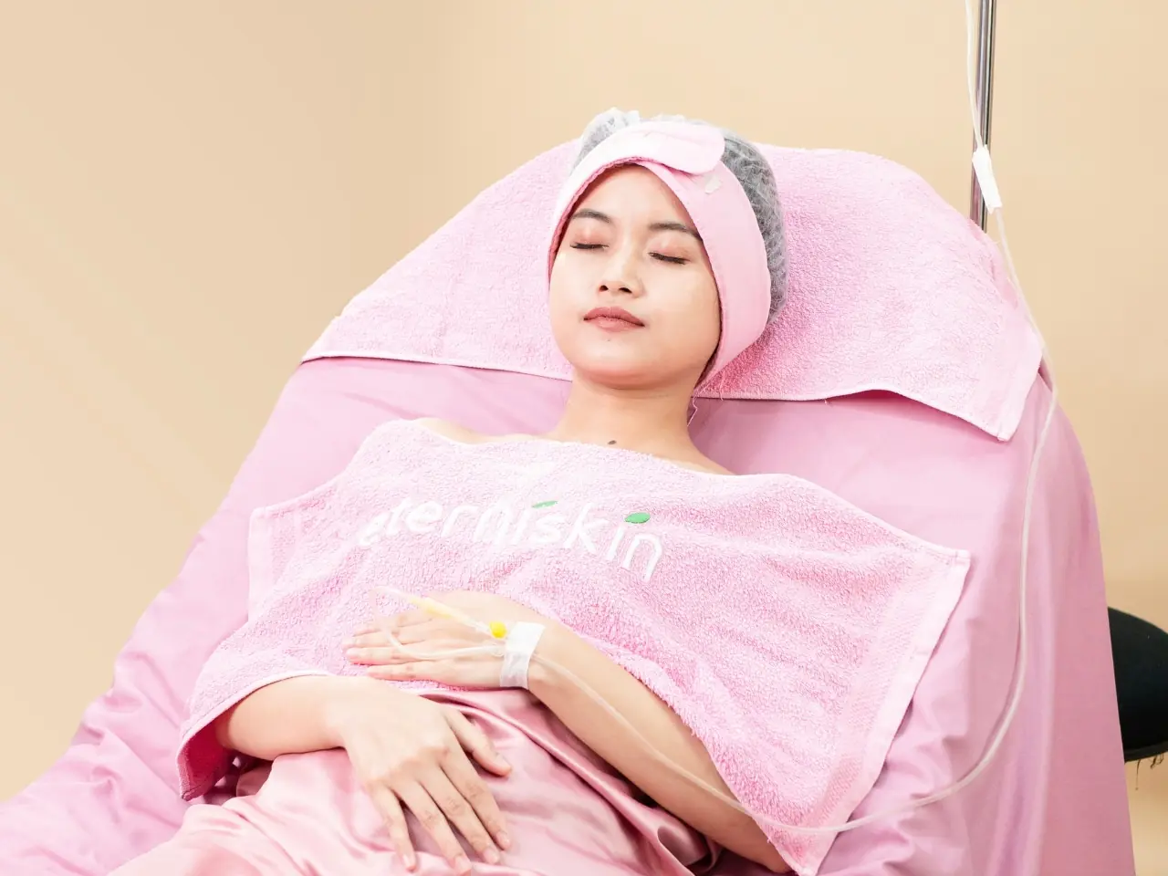 eterniskin-infus-whitening