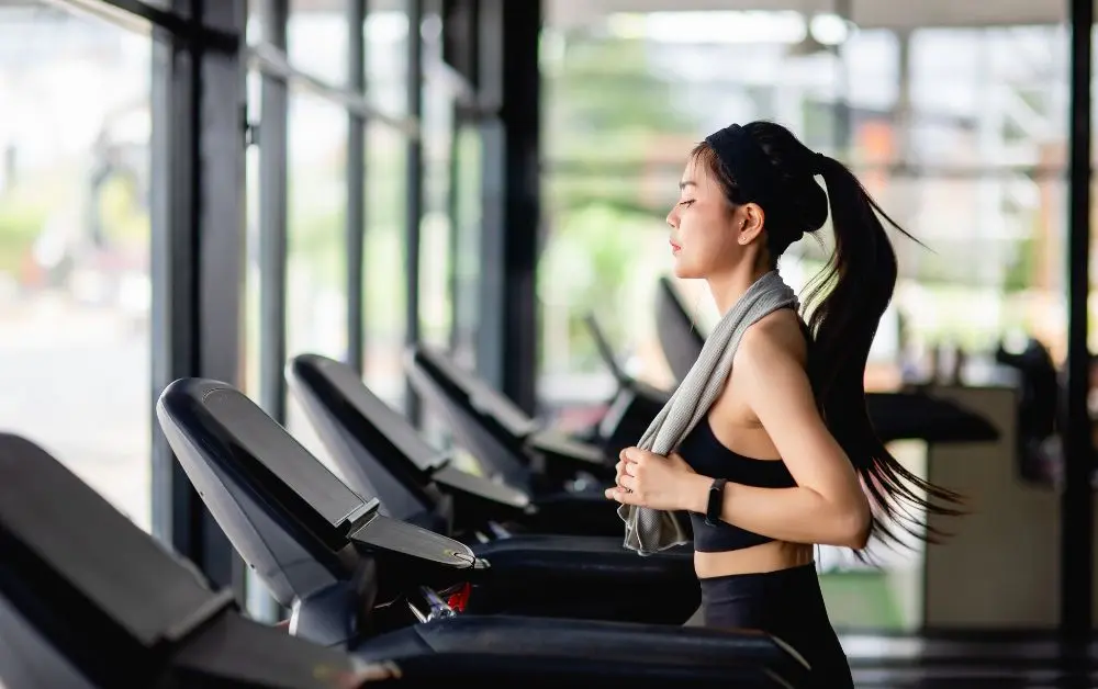 rutin melakukan aktivitas fisik