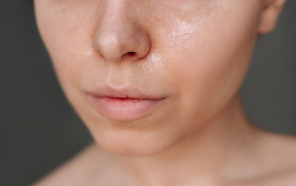 Mulai Muncul Fine Lines dan Kulit Terlihat Capek: Apakah Skin Booster Masih Cukup?